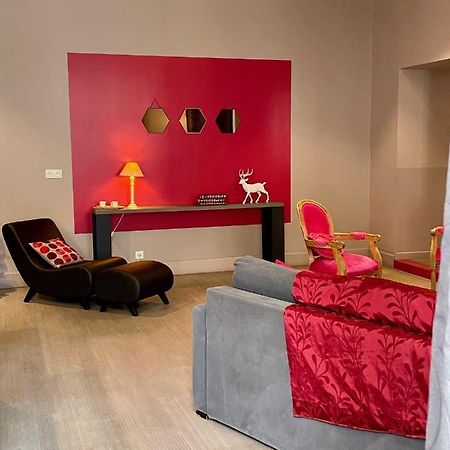 Le Show Room Auxerre Kültér fotó