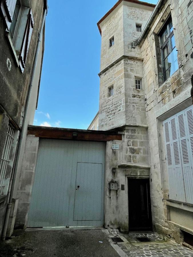 Le Show Room Auxerre Kültér fotó